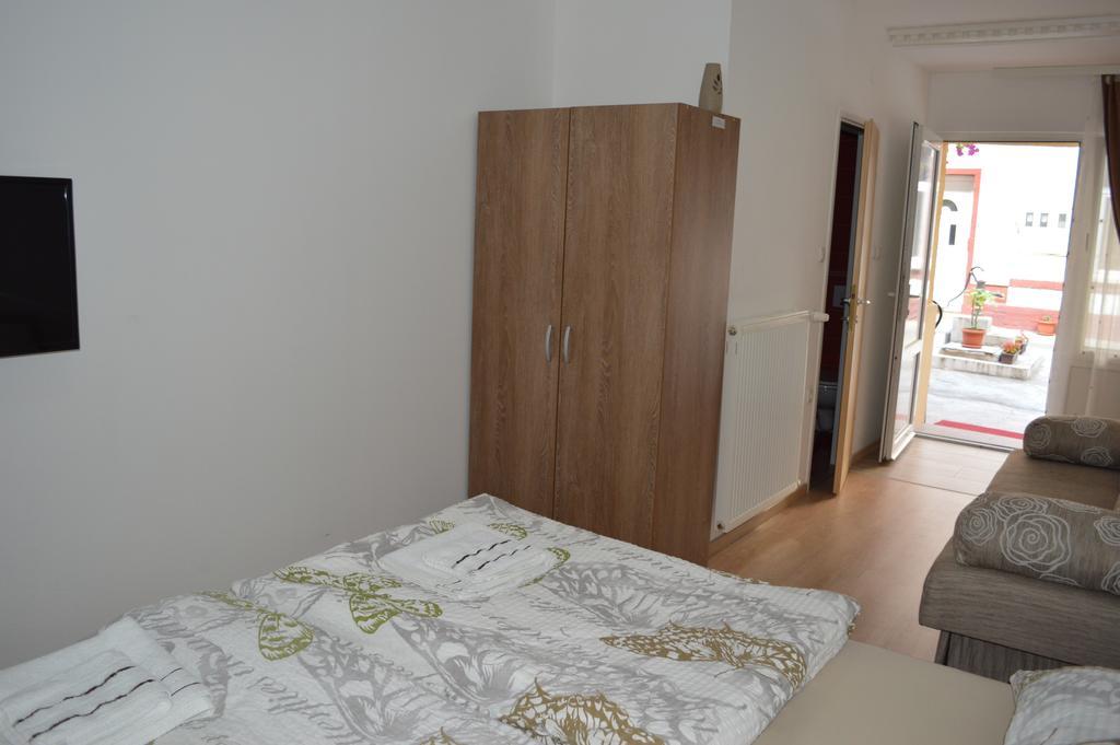 סלאבונסקי ברוד Rooms Aracic מראה חיצוני תמונה