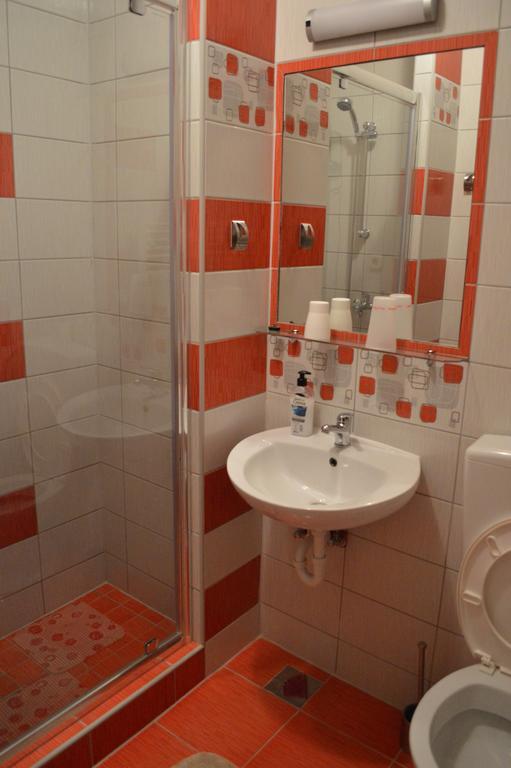 סלאבונסקי ברוד Rooms Aracic מראה חיצוני תמונה