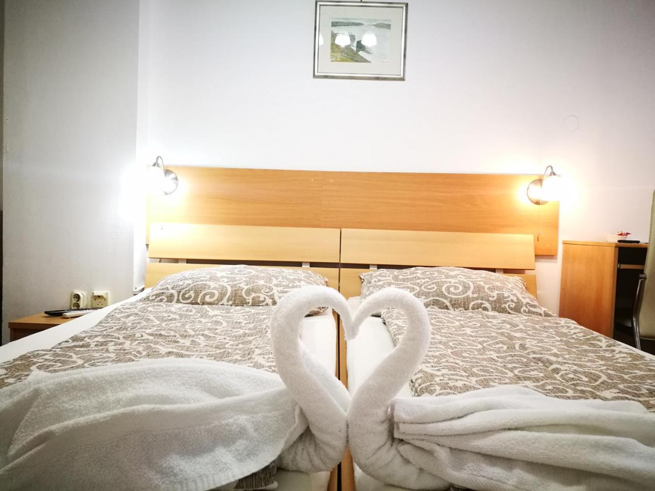 סלאבונסקי ברוד Rooms Aracic מראה חיצוני תמונה